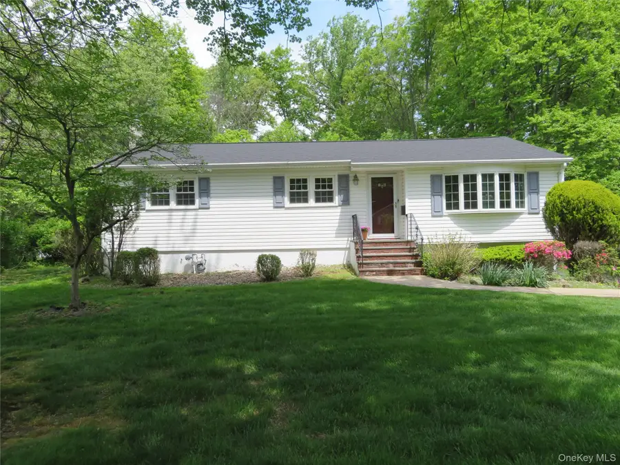 16 Oak Road, New City, NY 10956 - #2