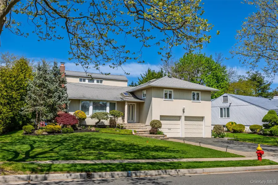 77 Lake Drive, Manhasset Hills, NY 11040 - #3