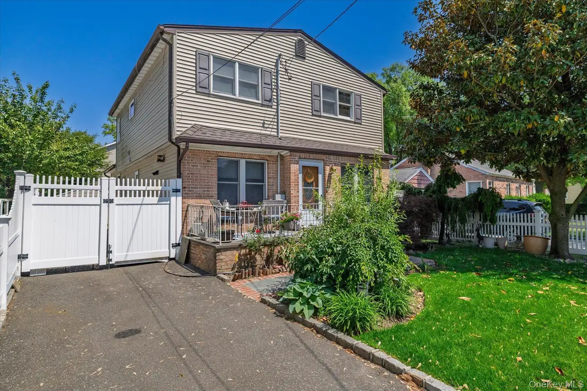 212 Gordon Avenue, Westbury, NY 11590 - #1