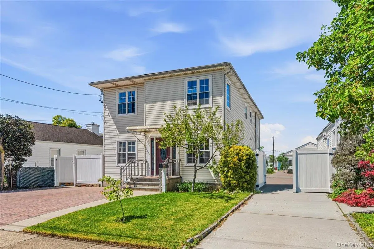 109 Gordon Avenue, Westbury, NY 11590 - #1