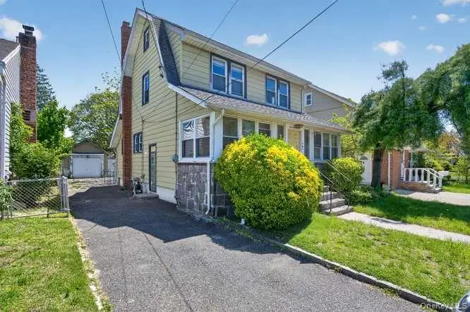 191 Rockaway Parkway, Valley Stream, NY 11580 - #2