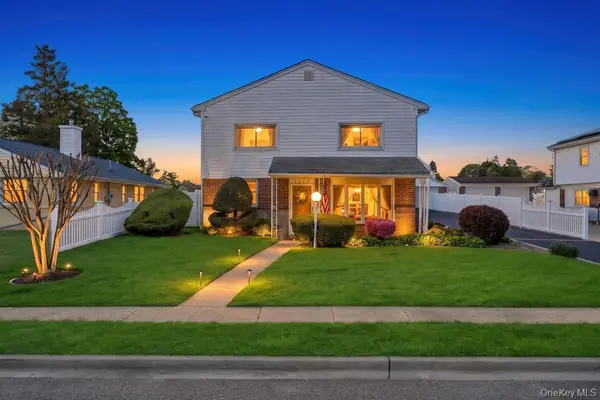2625 Cypress Avenue, East Meadow, NY 11554