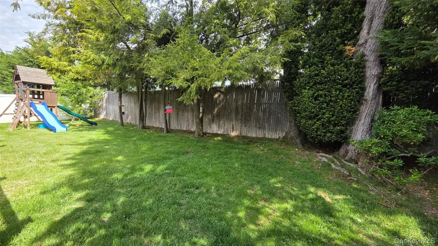 57 Joyce Road, Plainview, NY 11803 - #3