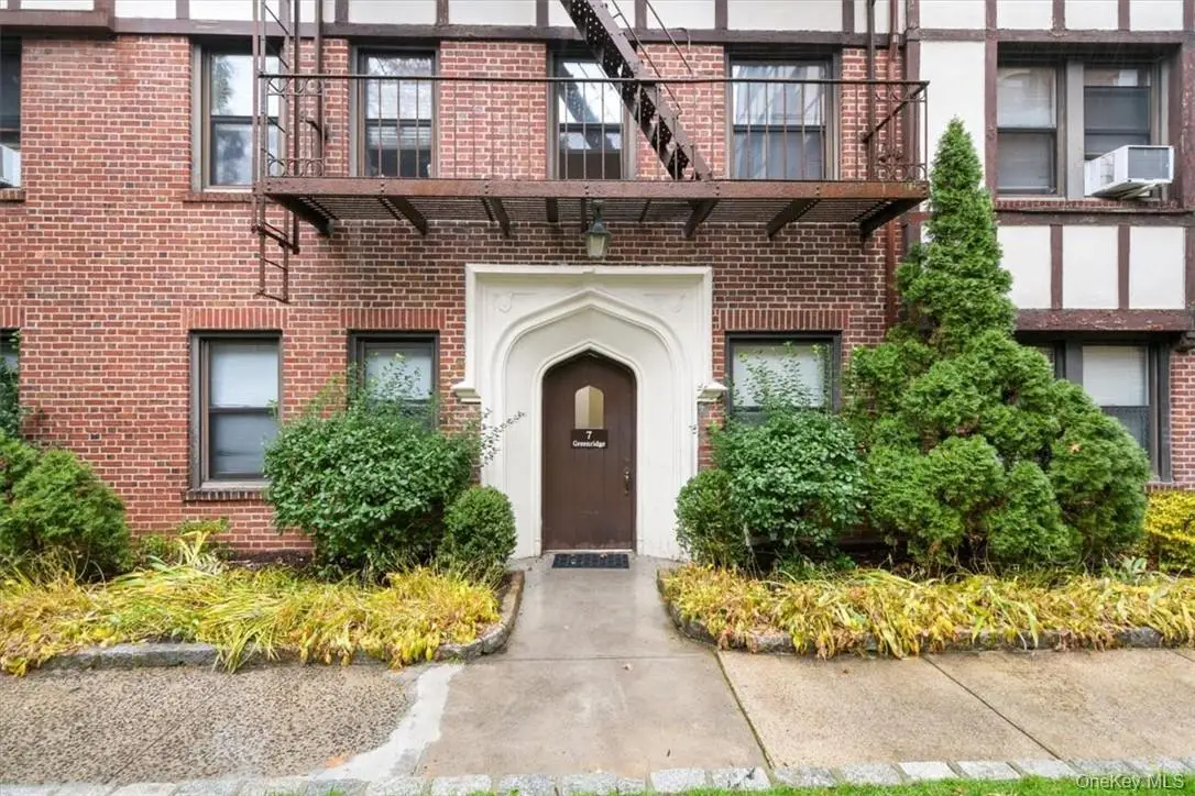 7 Greenridge Avenue #A7, White Plains, NY 10605 - #1