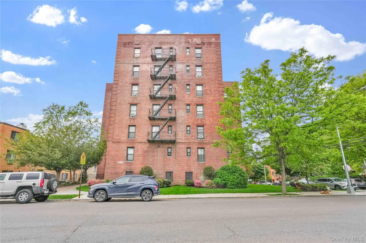 170-06 Crocheron Avenue #2E, Flushing, NY 11358 - #1