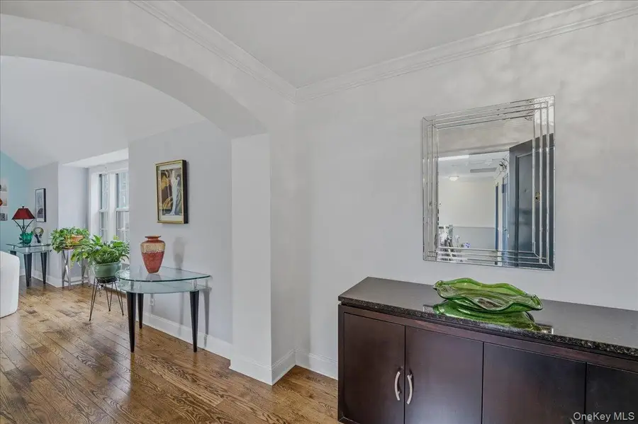 94 Pinewood Road #3D, Greenburgh, NY 10503 - #3
