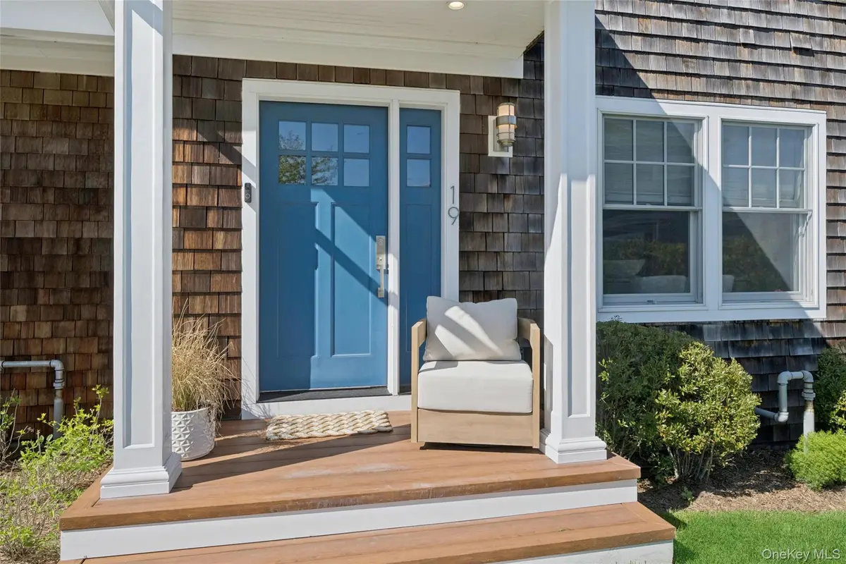 68 Foster Avenue #19, Hampton Bays, NY 11946 - #1