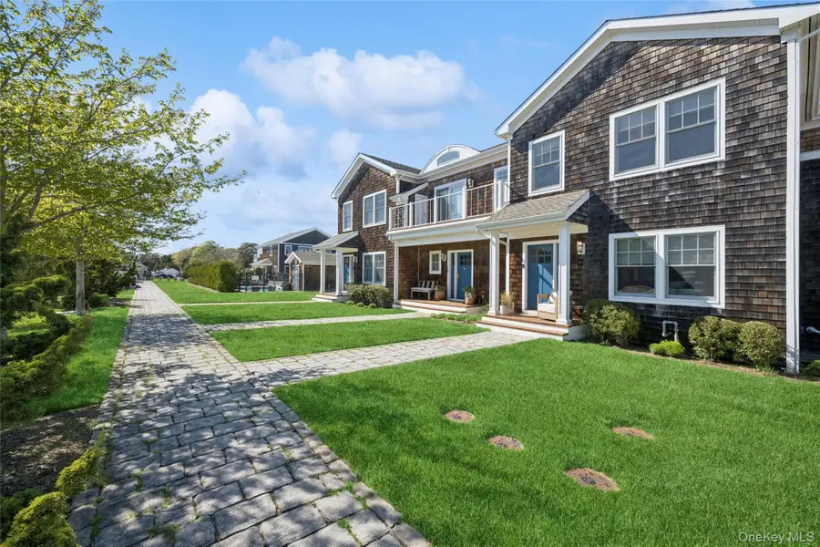 68 Foster Avenue #19, Hampton Bays, NY 11946 - #3