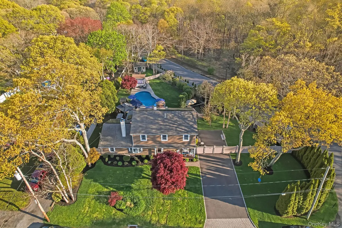 2 Pentmoor Drive, Mastic, NY 11950 - #1