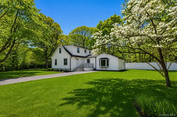 54 Linden Lane, Shirley, NY 11967