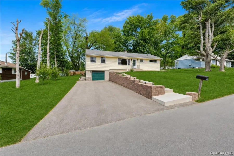 12 Elizabeth Lane, New Windsor, NY 12553 - #3
