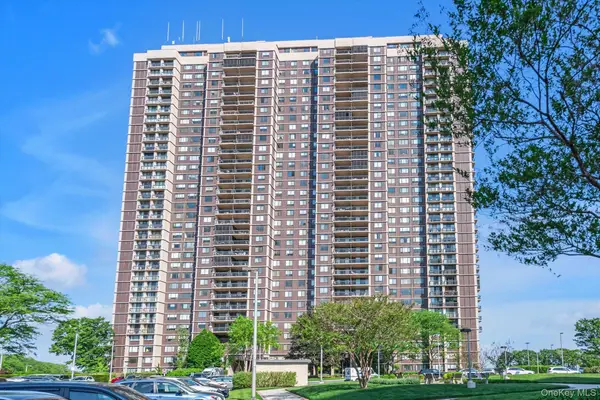 271-10 Grand Central Parkway #29V, Floral Park, NY 11005