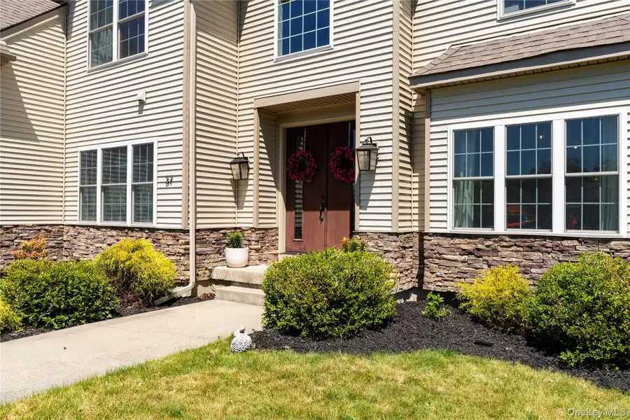 37 Biltmore Drive, Hopewell Junction, NY 12533 - #3