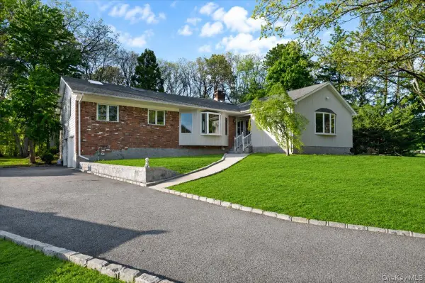 151 Seaman Neck Road, Dix Hills, NY 11746