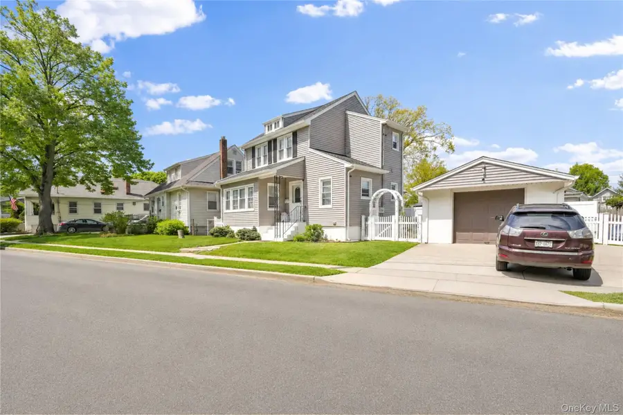 62 Leaman Place, Lynbrook, NY 11563 - #2