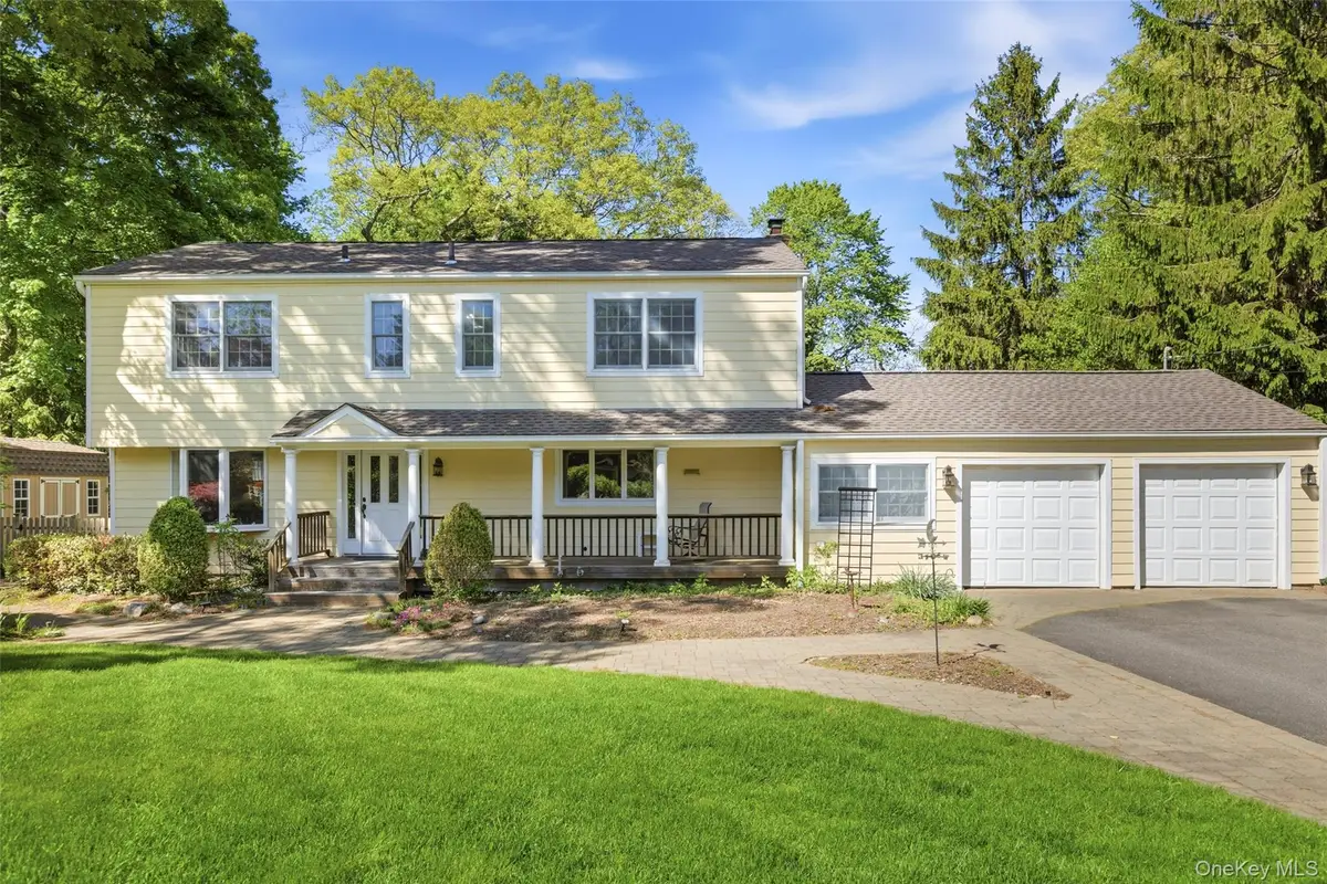 23 Woodhull Road, East Setauket, NY 11733 - #1