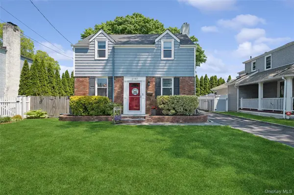 2197 Pine Street, Wantagh, NY 11793