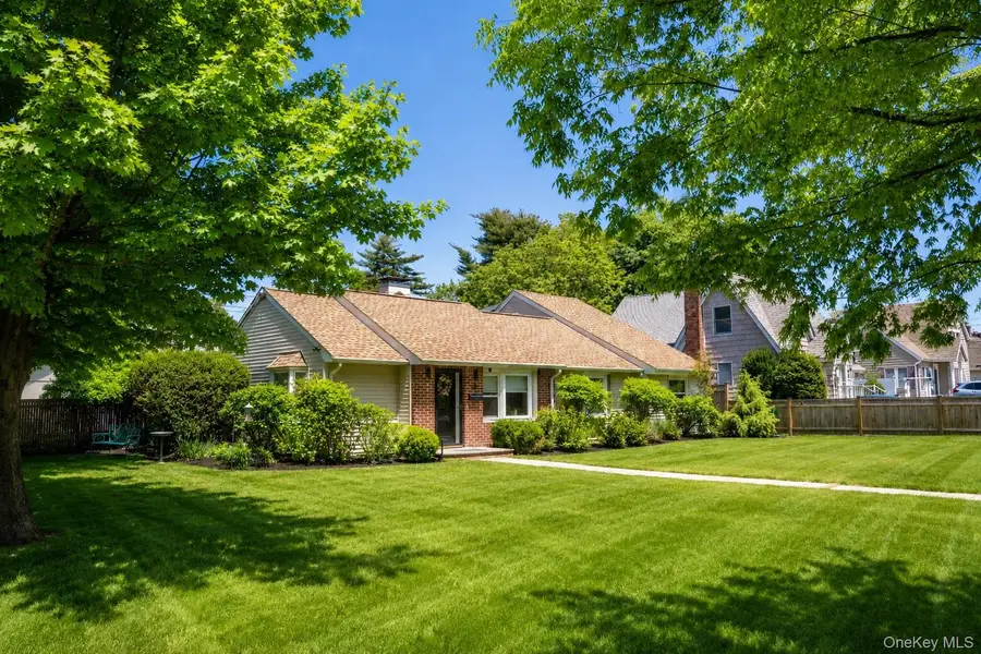49 Clearview Street, Huntington, NY 11743 - #3