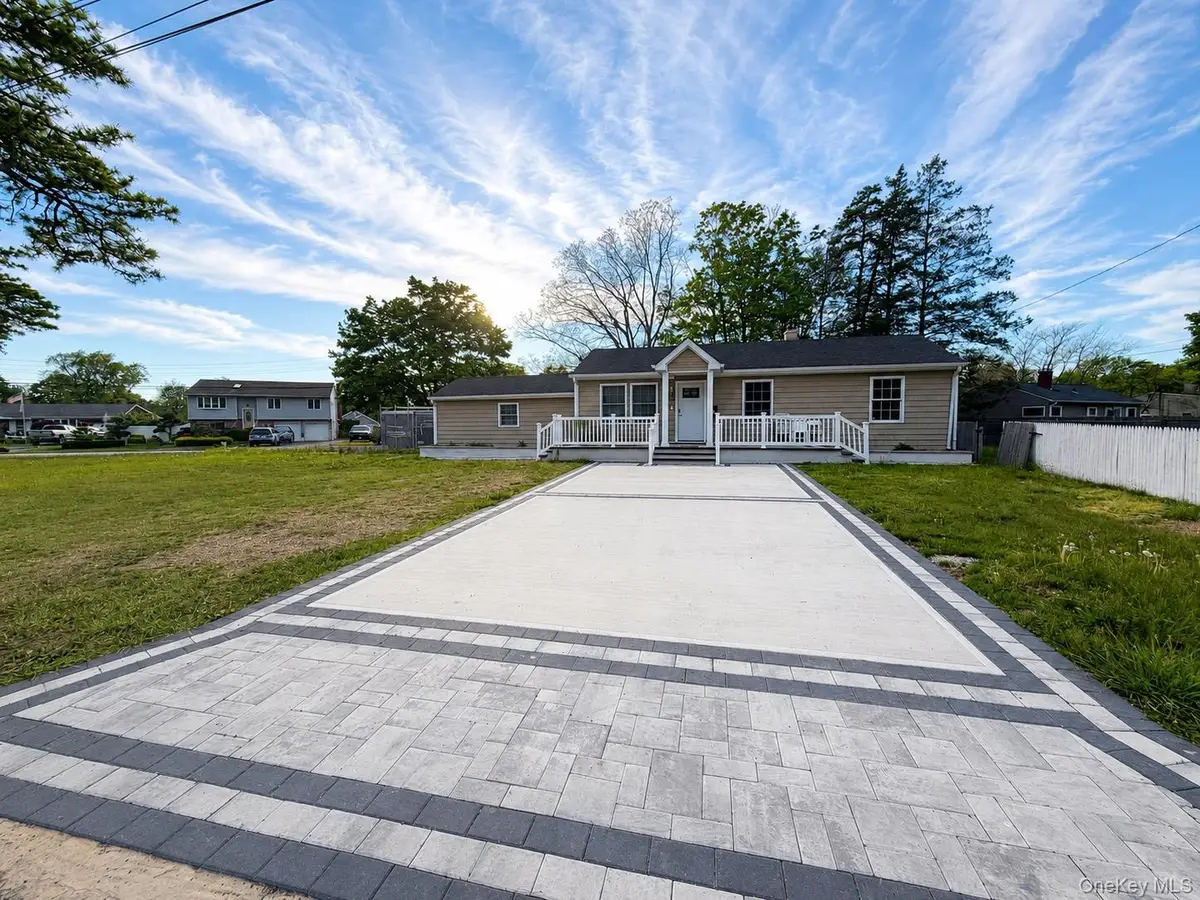 1013 Merriam Road, Bay Shore, NY 11706 - #1