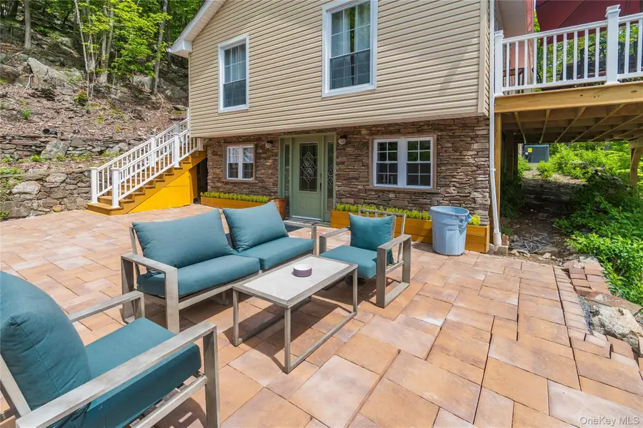 71 Deer Trail N, Greenwood Lake, NY 10925 - #2
