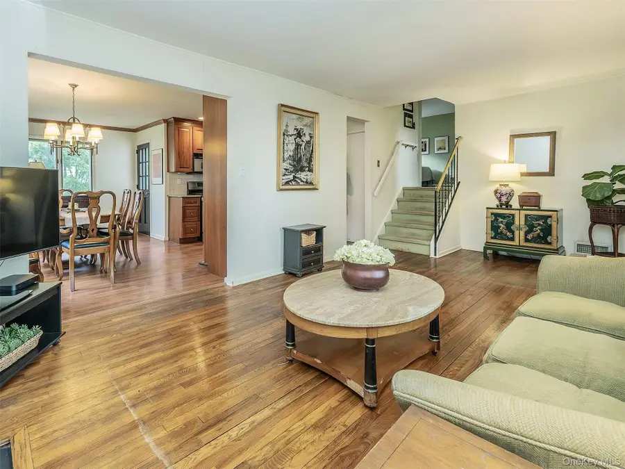 43 Plymouth Road, Port Washington, NY 11050 - #2