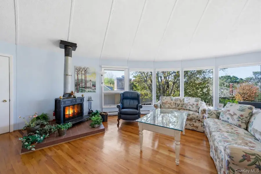583 Bayberry Walk, Ocean Beach, NY 11770 - #2
