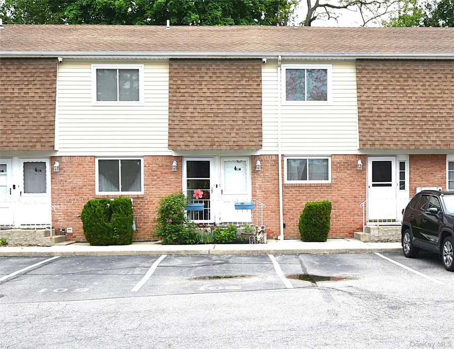 565 Avenue A #104, Uniondale, NY 11553 - #3