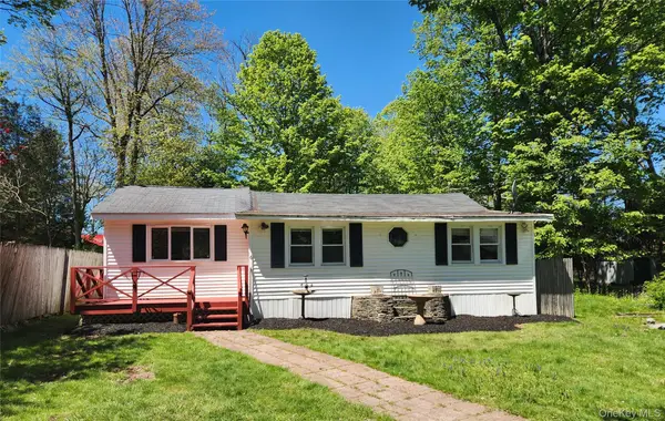 6 Lafayette Avenue, Smallwood, NY 12778