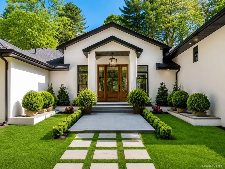 20 The Hollows S, Muttontown, NY 11732 - #2