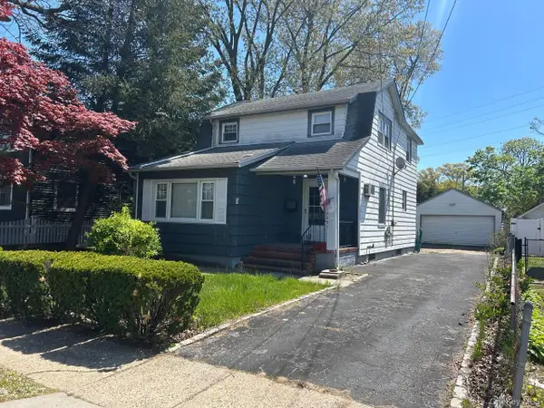 9 Prospect Avenue, East Rockaway, NY 11518