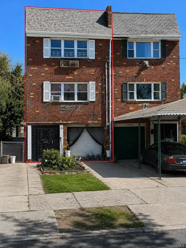 1726 Plainview Avenue, Far Rockaway, NY 11691