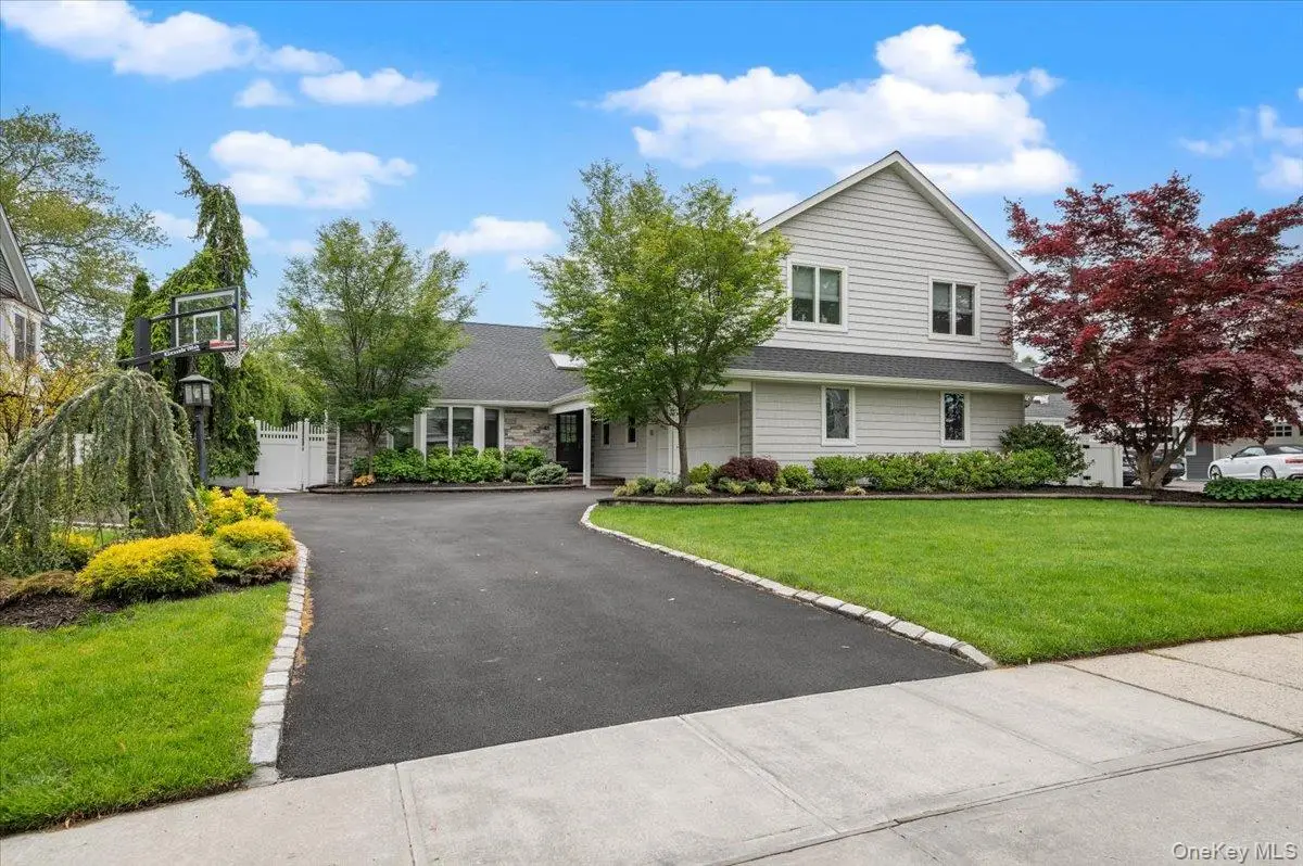 83 Joyce Lane, Woodbury, NY 11797 - #1
