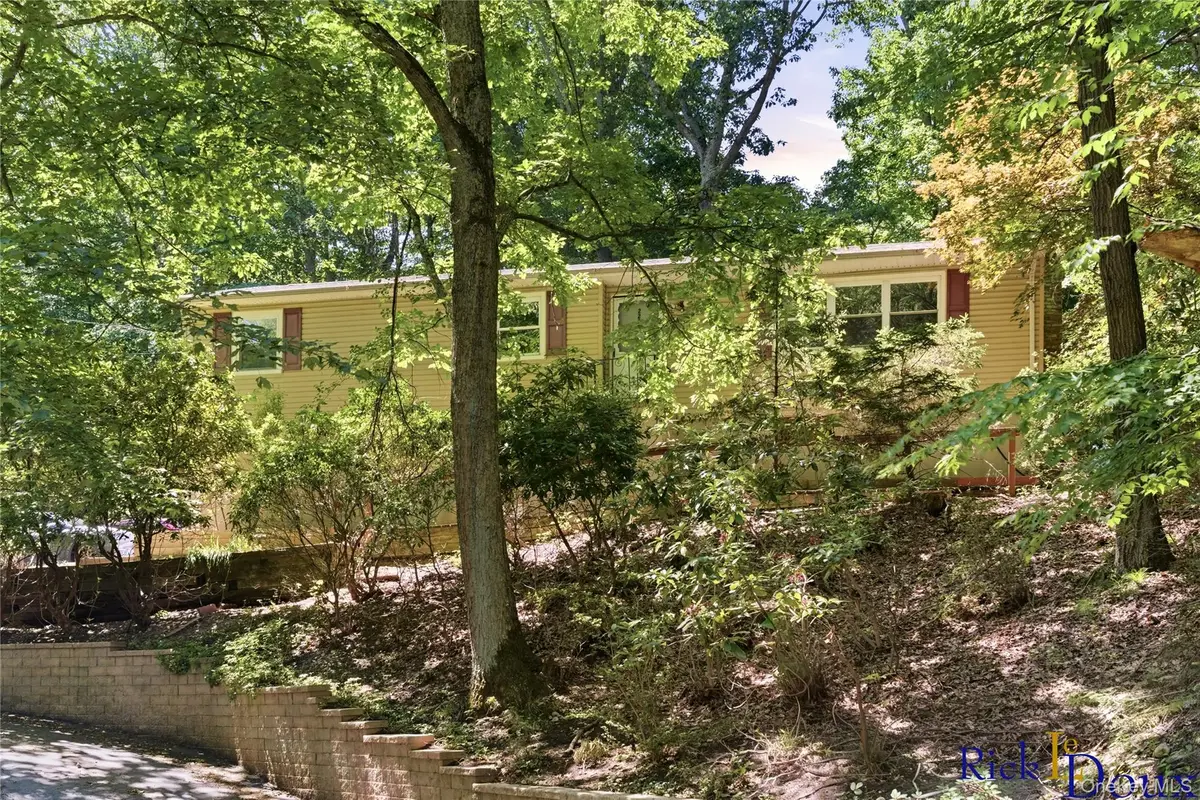 223 Old Post Road, Port Jefferson, NY 11777 - #1