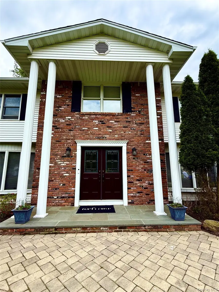 27 Rochelle Drive, New City, NY 10956 - #3