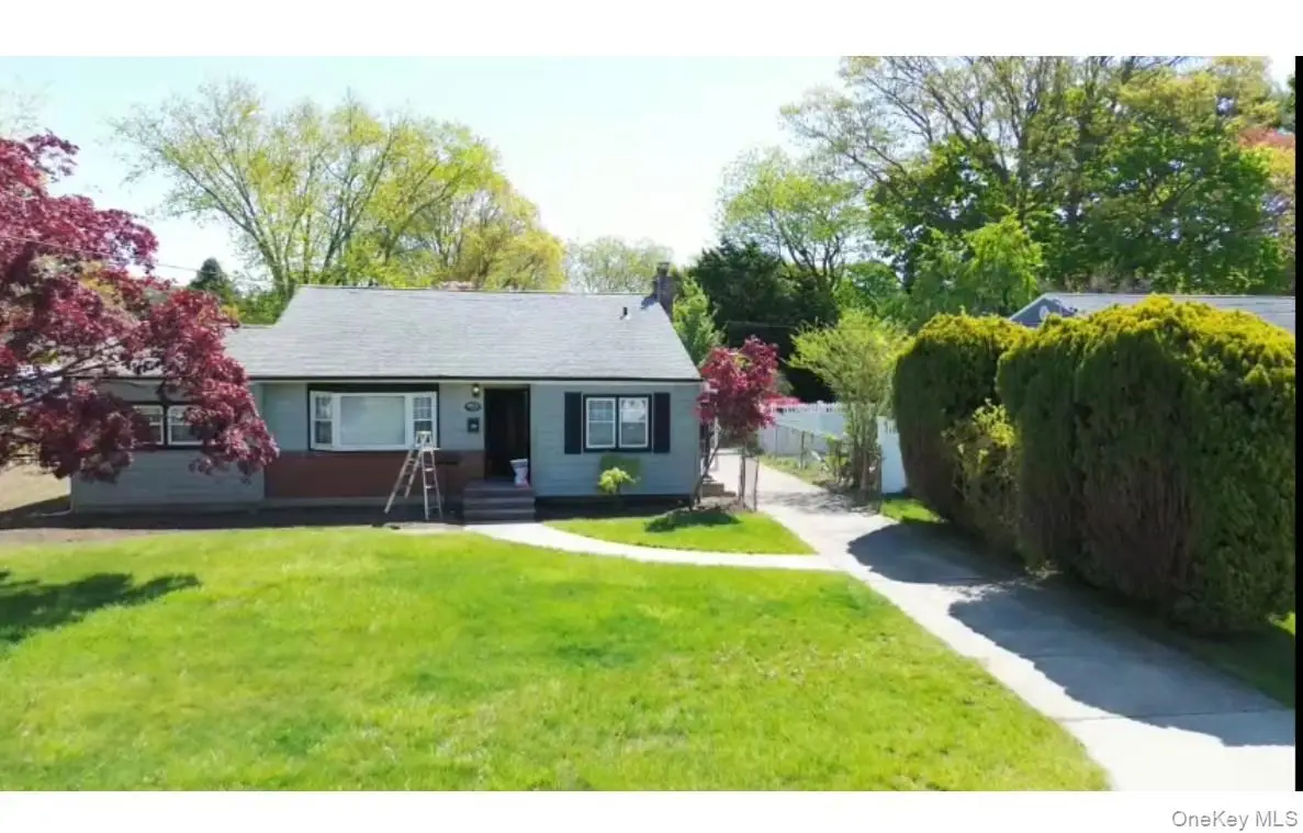 1413 Peters Boulevard, Bay Shore, NY 11706 - #1