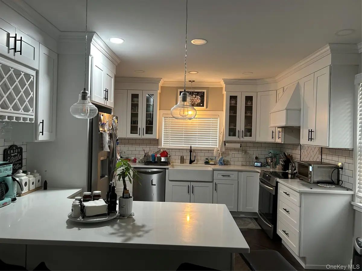 324 Hayward Avenue, Fleetwood, NY 10552 - #1