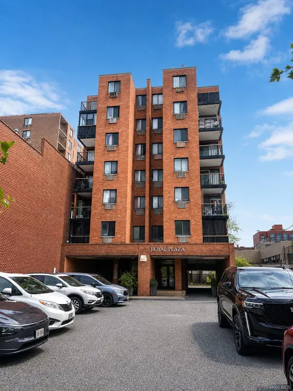 14468 38th Avenue #204, Flushing, NY 11354