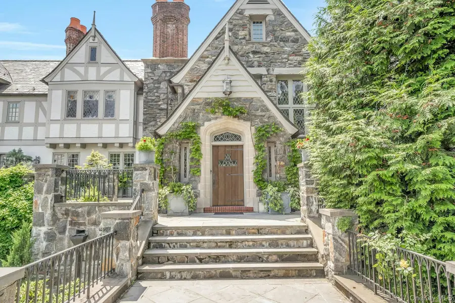 19 Park Drive S, Rye, NY 10580 - #3