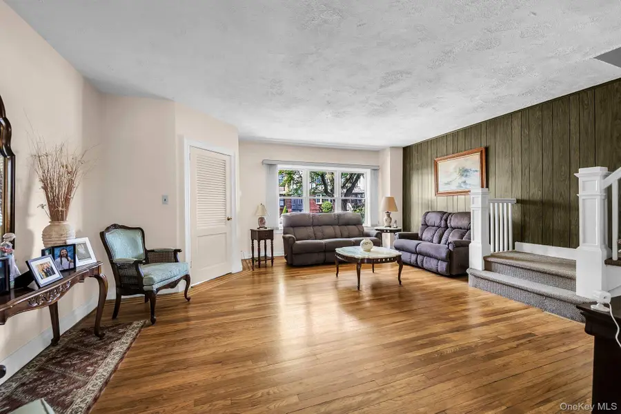 1832 Narragansett Avenue Avenue, Bronx, NY 10461 - Image #3