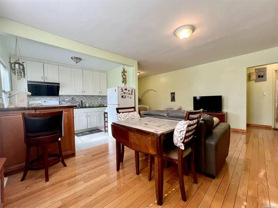 196-58 69th Avenue #1, Fresh Meadows, NY 11365 - Image #3