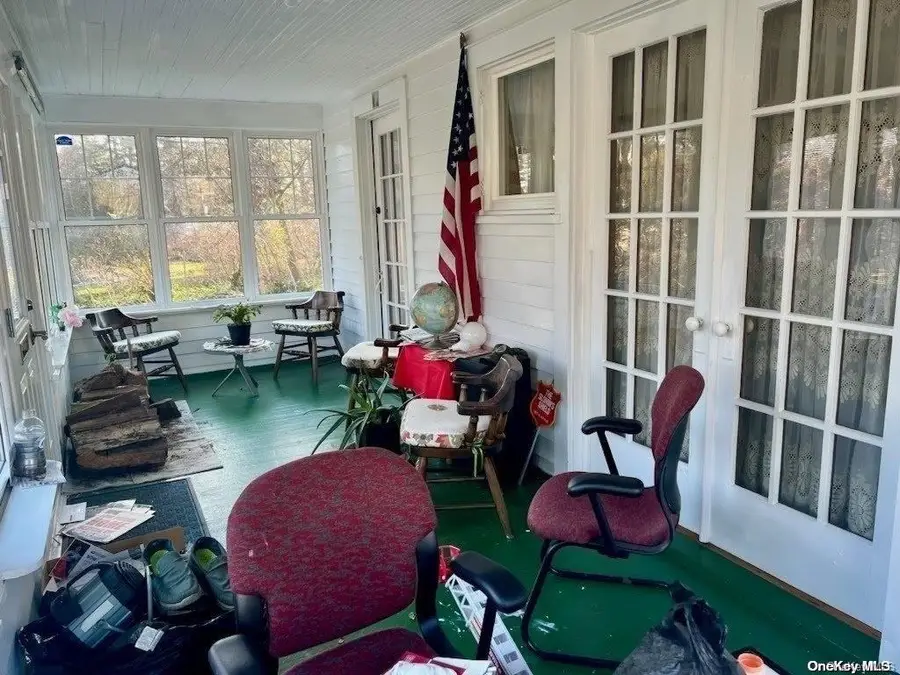 30 Brentwood Parkway, Brentwood, NY 11717 - Image #3