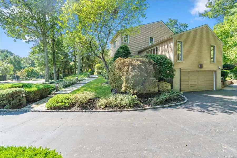 10 Tradewinds Drive, Bayville, NY 11709 - #3