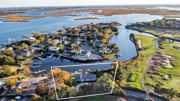 1230 Harbor Road, Hewlett Harbor, NY 11557