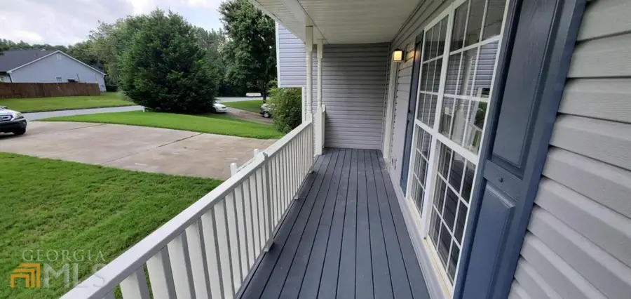 6050 April Drive, Sugar Hill, GA 30518 - Image #2