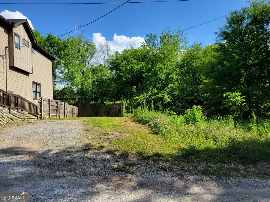 900 Pelham Street Nw, Atlanta, GA 30318 - Image #2