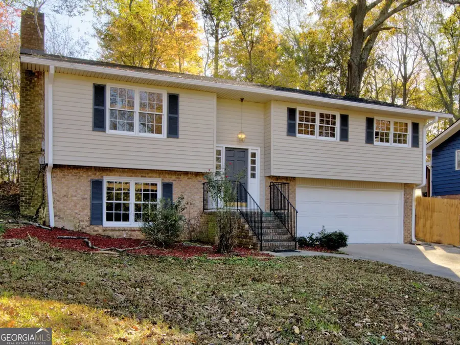 1304 Vine Street Ne, Gainesville, GA 30501 - Image #2