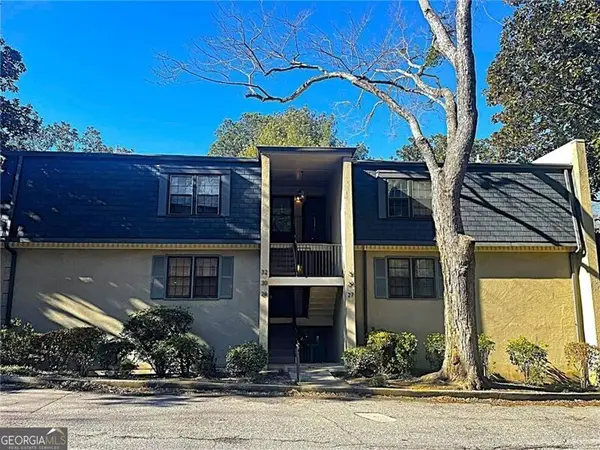 28 Glenald Way Nw, Atlanta, GA 30327