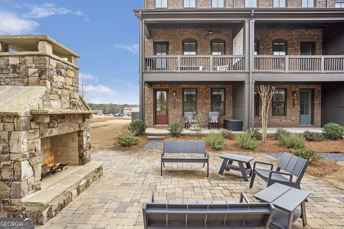 6785 Pippin Walk, Alpharetta, GA 30005 - Image #1