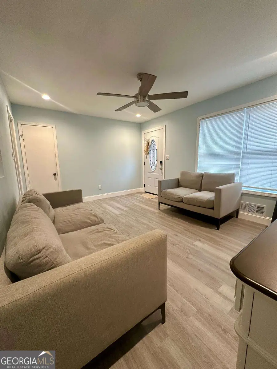 172 Scarsdale Drive, Riverdale, GA 30274 - Image #3