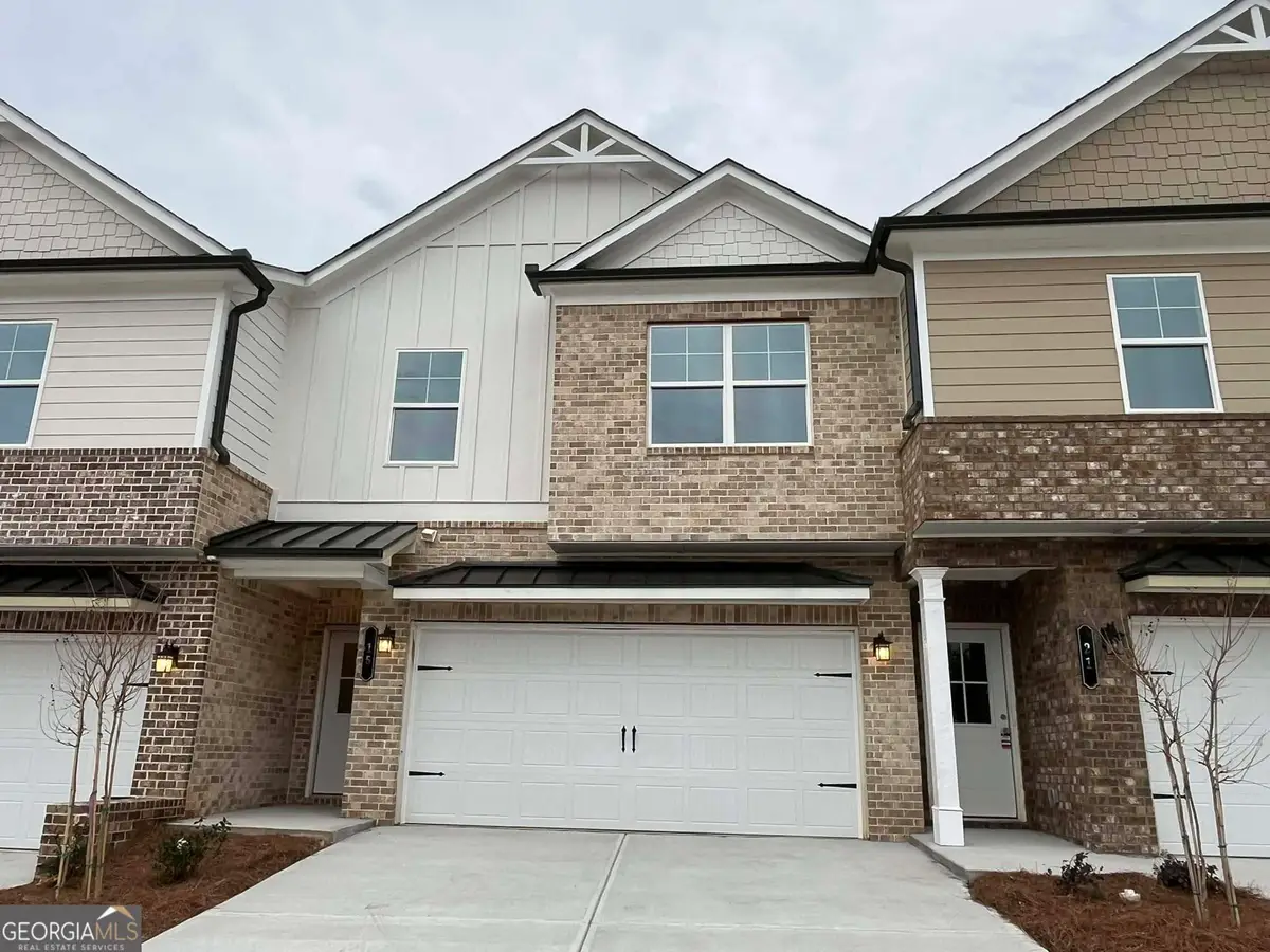 15 Creekside Commons Drive, Hoschton, GA 30548 - Image #1